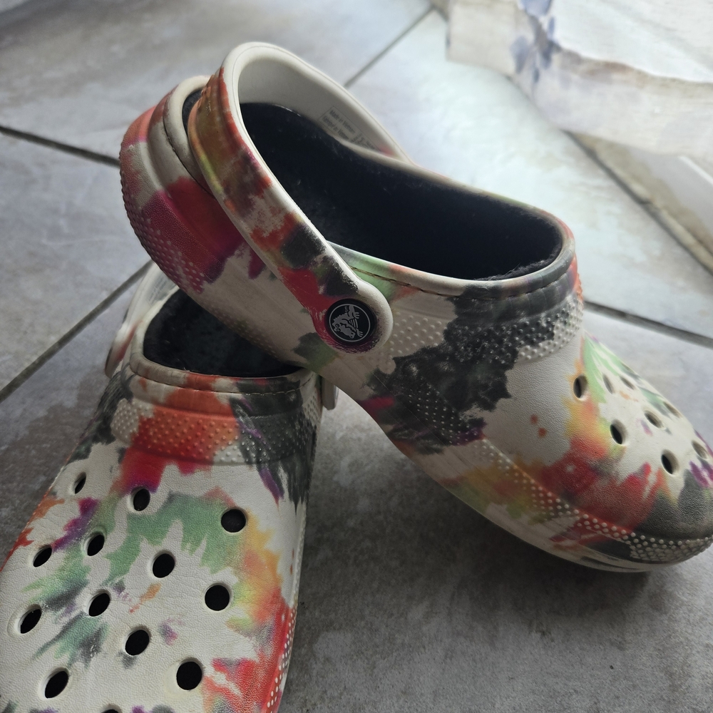 CROCS Multicolor Tie-Dye Lined Clogs
